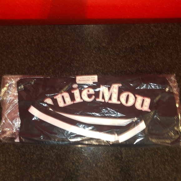 Minnie Mouse Spirit Jersey - Picture 7 of 7